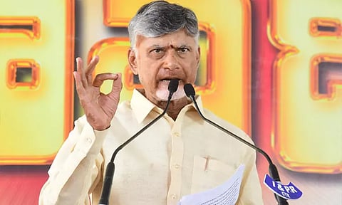 பெண்கள் 2 குழந்தைகளை பெற்று கொள்ள சந்திரபாபு நாயுடு வலியுறுத்தல்; தேவைப்பட்டால்...