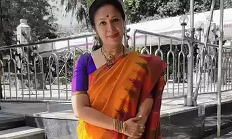 Special darshan at Tirupati temple - Rs 1.5 lakh fraud on actress