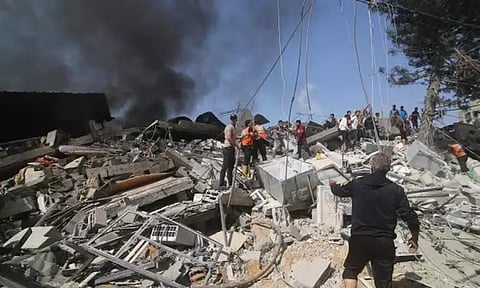 காசா முனையில் இஸ்ரேல் வான்வழி தாக்குதல்; 8 பேர் பலி