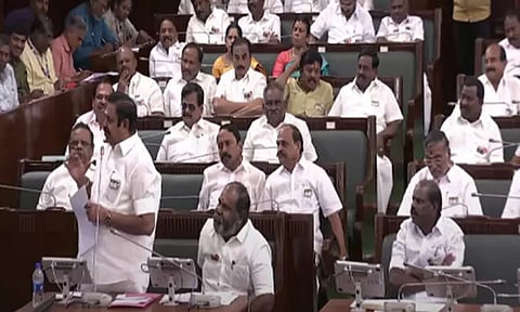 சட்டசபையில் சேகர்பாபுவிடம் ஓ.பன்னீர்செல்வம் கேள்வி - குலுங்கி சிரித்த எடப்பாடி பழனிசாமி