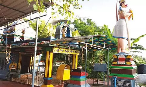 பக்தர்களை காத்தருளும் பக்த ஆஞ்சநேயர்