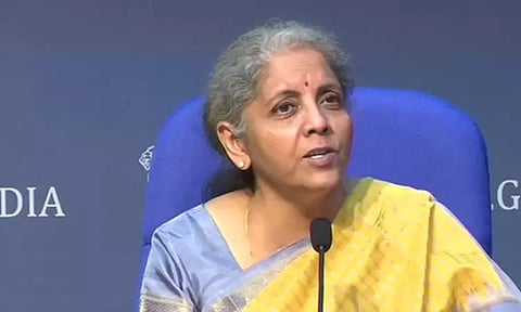 மும்மொழி கொள்கை, தொகுதி மறுவரையறை என திசை திருப்ப முயற்சி- நிர்மலா சீதாராமன் தாக்கு