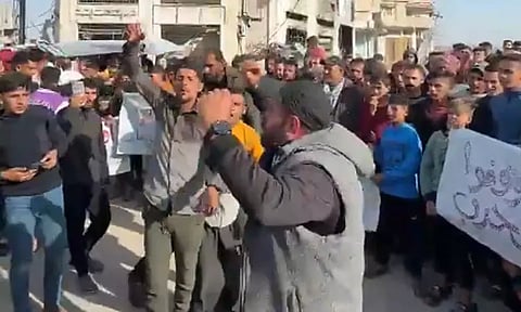 காசாவை விட்டு வெளியேறுங்கள்: ஹமாஸ் அமைப்புக்கு எதிராக பாலஸ்தீன மக்கள் போராட்டம்