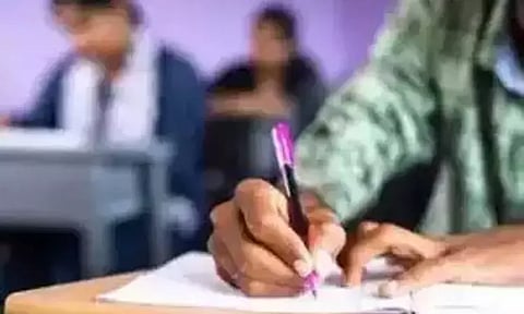 2-ம் கட்ட ஜேஇஇ தேர்வுக்கான ஹால் டிக்கெட் வெளியீடு