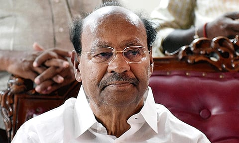 தமிழ் படித்தவர்களுக்கு வேலை இல்லையா? - அரசிடம் கேள்வி எழுப்பிய ராமதாஸ்