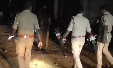 மதுரையில் போலீஸ் என்கவுன்ட்டர்: ரவுடி சுட்டுக்கொலை
