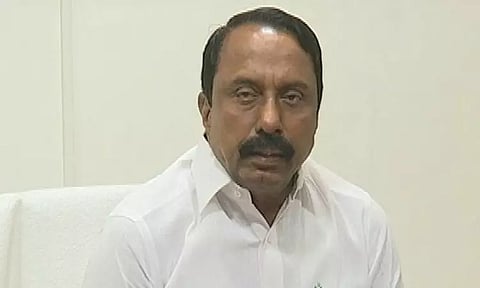 ஜெயலலிதா பற்றி பேசுவதா..? சட்டசபையில் ஆவேசமடைந்த செங்கோட்டையன்