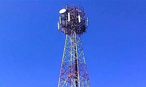 தூத்துக்குடியில் செல்போன் டவர் அமைத்து தருவதாக மோசடி: பொதுமக்களுக்கு போலீசார் எச்சரிக்கை