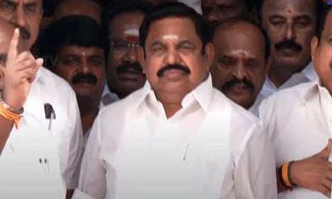 பேச அனுமதி மறுப்பதாக கூறி சட்டசபையில் இருந்து அதிமுக வெளிநடப்பு