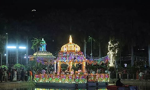 திருப்பதி கோதண்டராமர் கோவிலில் தெப்போற்சவம் தொடக்கம்