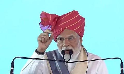 சொந்த நலனுக்காக வக்பு சட்டங்களை மாற்றிய காங்கிரஸ் - பிரதமர் மோடி சாடல்