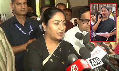 டெல்லியில் கல்வி கட்டண உயர்வு விவகாரம்; பள்ளிகளுக்கு எச்சரிக்கை விடுத்த ரேகா குப்தா