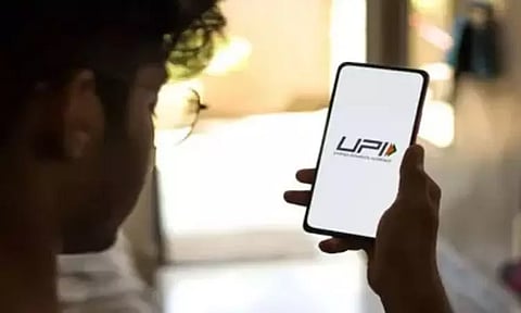 யுபிஐ பரிவர்த்தனைகளுக்கு ஜிஎஸ்டி வரியா? மத்திய அரசு விளக்கம்