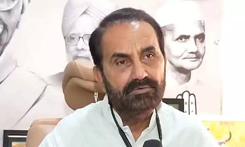 குஜராத் இடைத்தேர்தல்: ஆம் ஆத்மியுடன் கூட்டணி இல்லை; தனித்து போட்டி என காங்கிரஸ் அறிவிப்பு