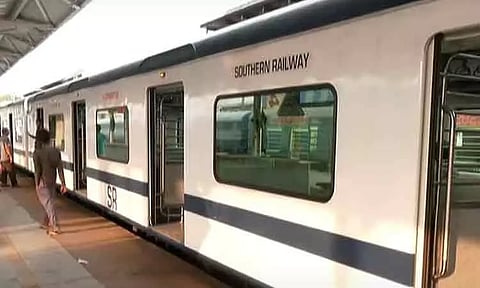 புறநகர் ஏ.சி. மின்சார ரெயில் கட்டண விவரம்