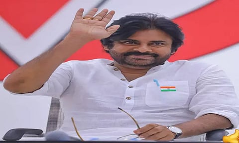 பெடபாடு கிராமவாசிகள் 350 பேருக்கு காலணிகள் வழங்க உத்தரவு: பவன் கல்யாண்