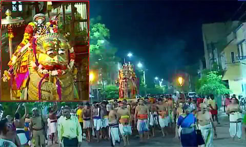 ஸ்ரீரங்கம் சித்திரை தேர்த்திருவிழா.. சிம்ம வாகனத்தில் எழுந்தருளிய நம்பெருமாள்