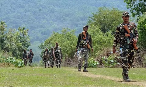 ஜார்க்கண்ட் என்கவுன்டர்: 8 நக்சலைட்டுகள் சுட்டுக்கொலை