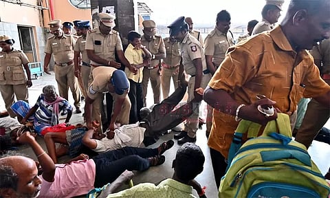 சென்னை: போராட்டத்தில் ஈடுபட்ட மாற்று திறனாளிகள் கைது