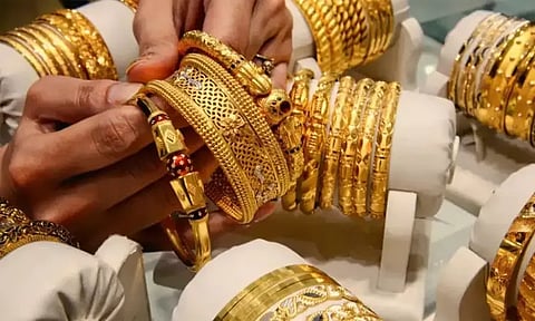 வரலாறு காணாத உச்சம்: மேலும் உயர்ந்த தங்கம் விலை: இன்றைய நிலவரம் என்ன?