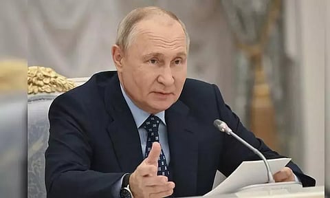 உக்ரைன் போர்: அமைதி பேச்சுவார்த்தைக்கு தயார் - ரஷிய அதிபர் புதின் அறிவிப்பு