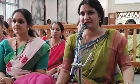 தி.மலையில் மெய் மறந்து பாடல் பாடிய நடிகை சுகன்யா