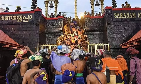 சபரிமலையில் இயற்கை மரணம் அடையும் பக்தர்கள் குடும்பத்துக்கு ரூ.3 லட்சம் நிவாரண உதவி: திருவிதாங்கூர் தேவஸ்தானம் முடிவு