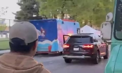 கனடா: கூட்டத்திற்குள் புகுந்த கார் - பலர் உயிரிழப்பு என தகவல்