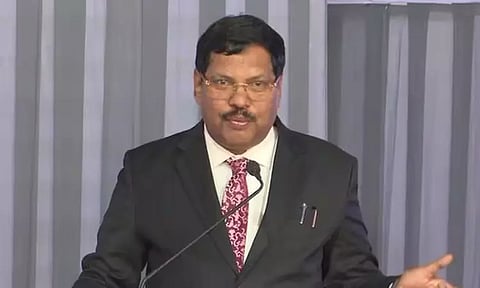 உச்ச நீதிமன்றத்தின் அடுத்த தலைமை நீதிபதியாக பி.ஆர்.கவாய் நியமனம்
