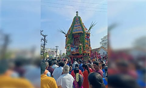 பொத்தனூர் மாரியம்மன் கோவில் தேரோட்டம்