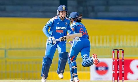 மகளிர் கிரிக்கெட்; இந்தியா - இலங்கை அணிகள் நாளை மோதல்