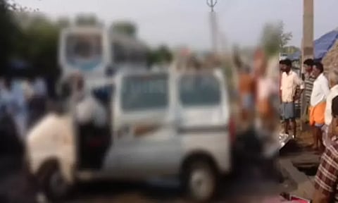 திருத்துறைப்பூண்டி அருகே சாலை விபத்து : 4 பேர் பரிதாப பலி