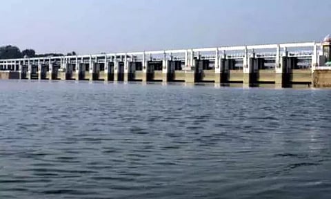 ஆந்திராவின் கண்டலேறு அணையில் இருந்து தமிழ்நாட்டுக்கு தண்ணீர் திறப்பு