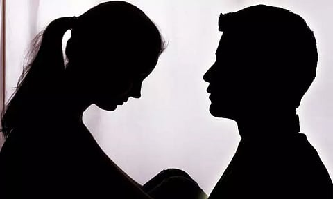 இளம்பெண்ணிடம் உல்லாசம் அனுபவித்துவிட்டு திருமணத்திற்கு மறுப்பு - காதலன் மீது வழக்கு