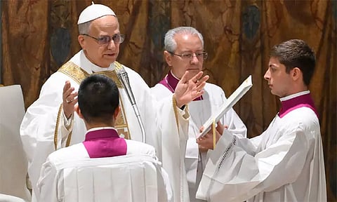 திருப்பலியில் முதல் முறையாக உரை நிகழ்த்திய புதிய போப் லியோ