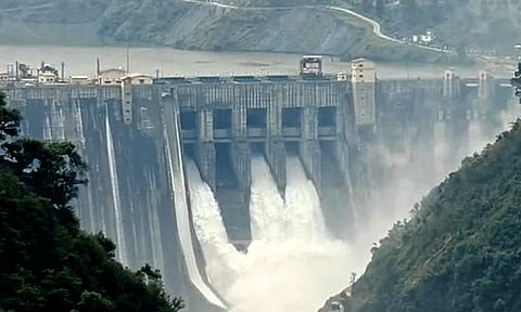 மூடிய பாக்லிஹார் அணை திறப்பு: சிந்து நதியில் மீண்டும் தண்ணீர் திறந்த இந்தியா