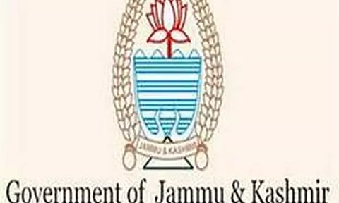 காஷ்மீரில் அத்தியாவசிய பொருட்கள் தடையின்றி கிடைக்கும் - மாநில அரசு அறிவிப்பு