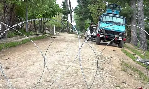 காஷ்மீரில் தொடரும் தேடுதல் வேட்டை