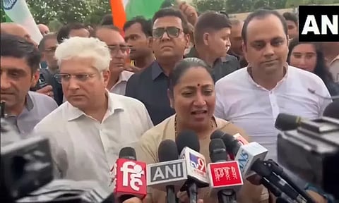 பயங்கரவாதிகளுக்கு உரிய பதிலடி கொடுத்த ஆயுத படைகளுக்கு நன்றி: ரேகா குப்தா