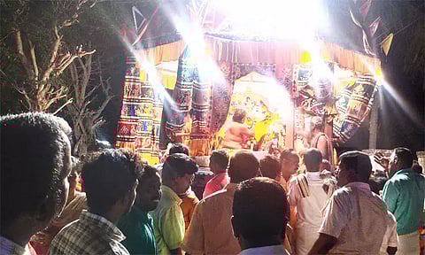 கண்டனூர் செல்லாயி அம்மன் கோவில் தேரோட்டம்