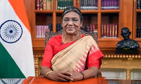 தமிழக கவர்னர் வழக்கில் உச்ச நீதிமன்றத்திடம் 14 கேள்விகள் கேட்ட ஜனாதிபதி