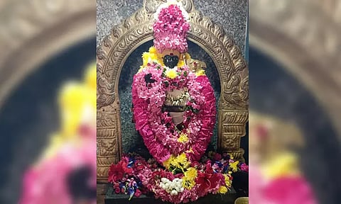 வேலாயுதம்பாளையம் பகுதியில் சஷ்டி சிறப்பு வழிபாடு