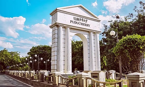 புதுச்சேரியில் அனைத்து தாலுகா அலுவலகங்களும் சனிக்கிழமை செயல்படும் என அறிவிப்பு