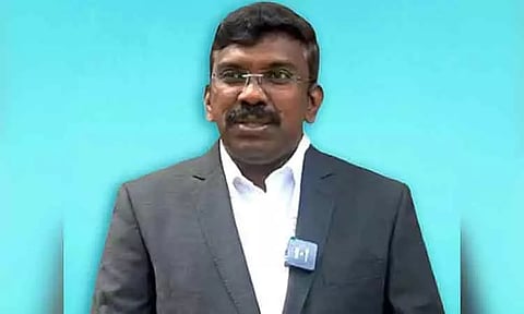 பாலியல் துன்புறுத்தல் வழக்கு: நாகாலாந்து ஐ.ஏ.எஸ். அதிகாரி பணியிடை நீக்கம்