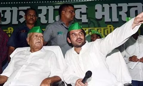 கட்சியில் இருந்து மகன் தேஜ் பிரதாபை நீக்கிய லாலு பிரசாத்