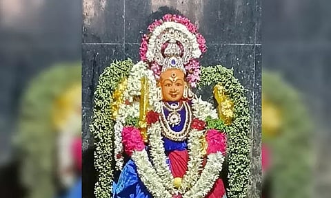 பரமத்தி வேலூர் சுற்றுவட்டார கோவில்களில் அமாவாசை சிறப்பு வழிபாடு