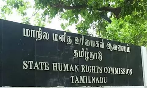 விசாரணை கைதி உயிரிழப்பு : போலீசாருக்கு ரூ. 10 லட்சம் அபராதம் விதித்தது மனித உரிமை ஆணையம்