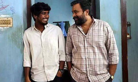 அவரது ரோல் படத்திற்கு உணர்வுபூர்வமான பலம் கொடுத்தது - சசிகுமார் பாராட்டு