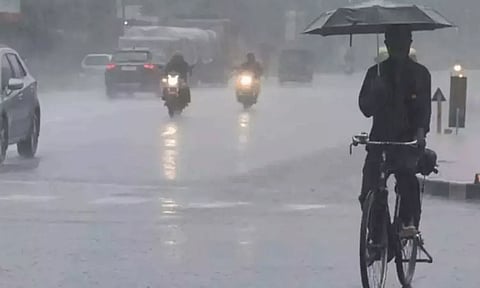 14 மாவட்டங்களில் இரவு 7 மணி வரை மழைக்கு வாய்ப்பு