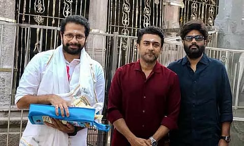 'சூர்யா 46' படத்திற்காக பழனியில் சாமி தரிசனம் செய்த படக்குழு